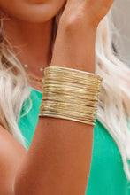 Load image into Gallery viewer, Gold Luxury Heavy Metal High Quality Open Wire Bracelet
