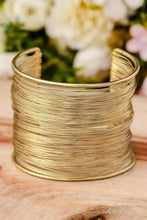Load image into Gallery viewer, Gold Luxury Heavy Metal High Quality Open Wire Bracelet
