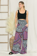 Load image into Gallery viewer, Smocked Wide Leg Pants
