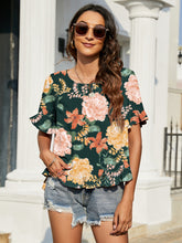 Load image into Gallery viewer, Floral Ruffled Short Sleeve Blouse
