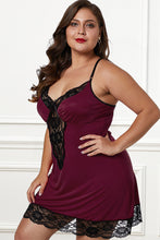 Load image into Gallery viewer, Vanessa Plus Size Red Chemise
