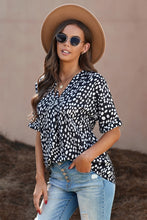 Load image into Gallery viewer, Printed V-Neck Half Sleeve Blouse

