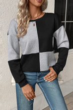 Load image into Gallery viewer, Textured Color Block Round Neck Sweatshirt
