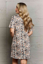 Load image into Gallery viewer, Leopard Quilted Quivers Button Down Sleepwear Dress

