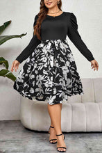 Load image into Gallery viewer, Plus Size Round Neck Puff Sleeve Printed Dress
