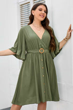 Load image into Gallery viewer, Plus Size Green Surplice Neck Half Sleeve Dress
