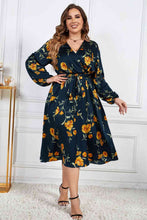 Load image into Gallery viewer, Plus Size Floral Print Surplice Neck Midi Dress
